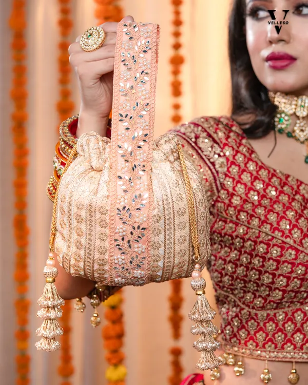 Noorira_Blush_Gold_Potli_Bag